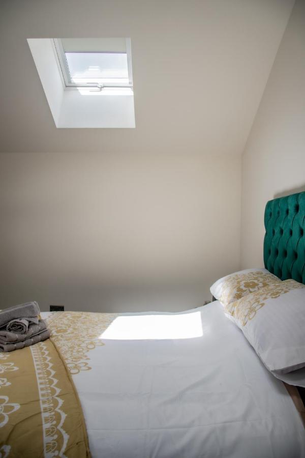 Bv Lush Apartment At Conditioning House Bradford Bradford  Exterior photo